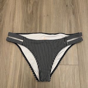Shade & Shore strip bikini bottoms